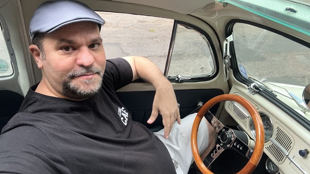 Rafael Pena no seu fusca